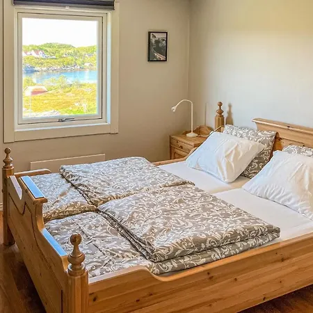Amazing Home In Knarrlagsund With Wifi Fillan